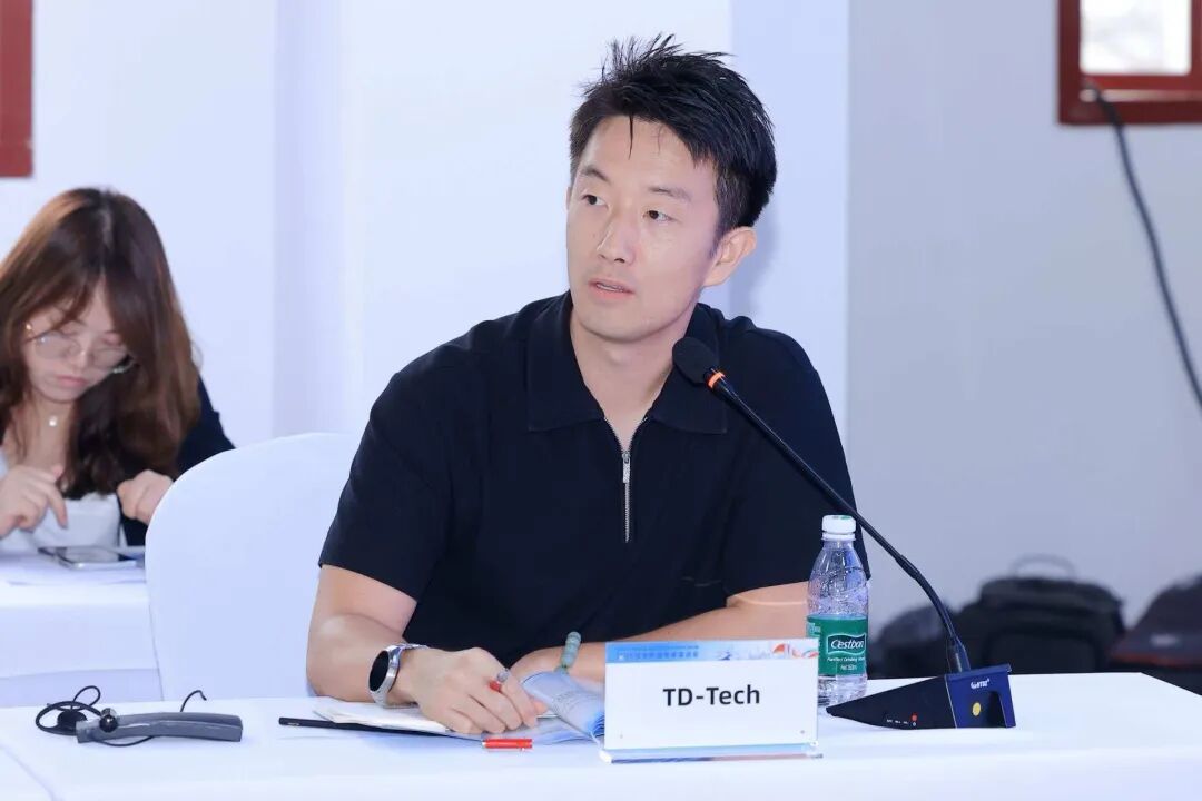 从国际“朋友圈”到发展“合作圈” “魅力成都”2026高端外国专家座谈会举行图34
