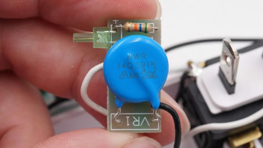 拆解报告:太星电工 MAX STAR 25W PD+QC 二开二插壁插图23