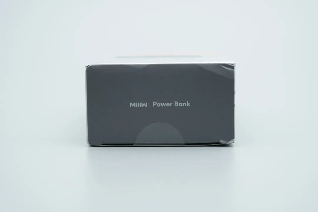拆解报告：米物数显秒充移动电源 M310 Pro图5