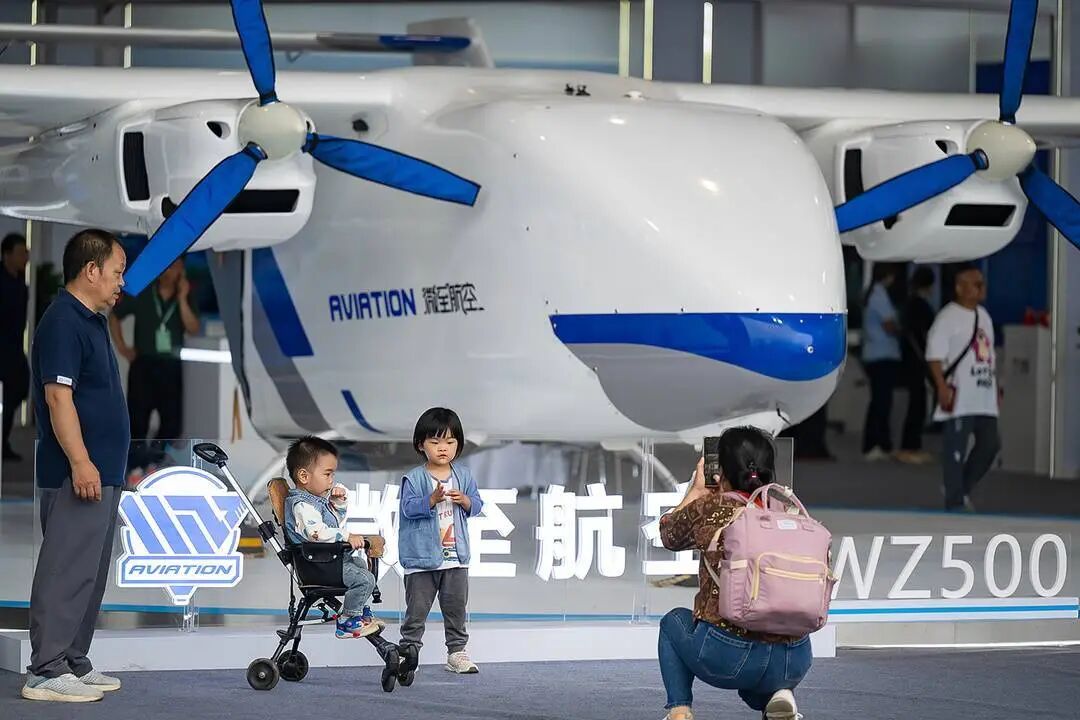 这群“雏鹰企业”补齐了四川低空经济腾飞前最后一块“产业拼图”图13