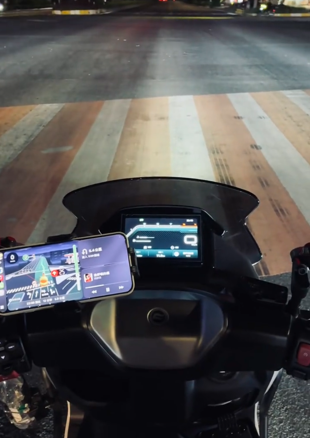 比亚迪也能用Carplay了？这老哥造福了无数新能源车主。图32