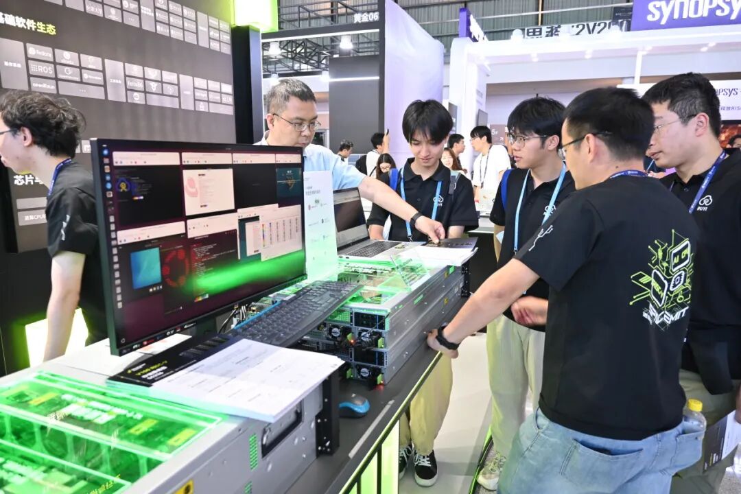 2026 RISC-V中国峰会｜进迭时空发布服务器级CPU V100，推动RISC-V迈向数据中心图19
