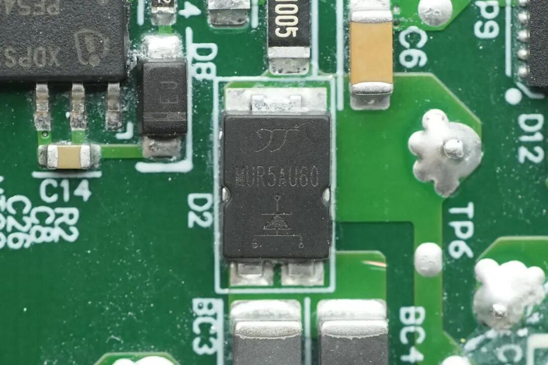 拆解报告:联想150W多口USB-C氮化镓电源适配器图67
