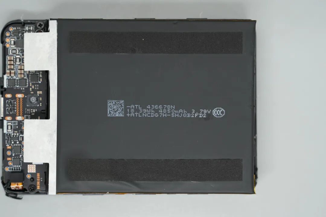 拆解报告：小米金沙江10000mAh 45W 新国标超薄磁吸移动电源图37