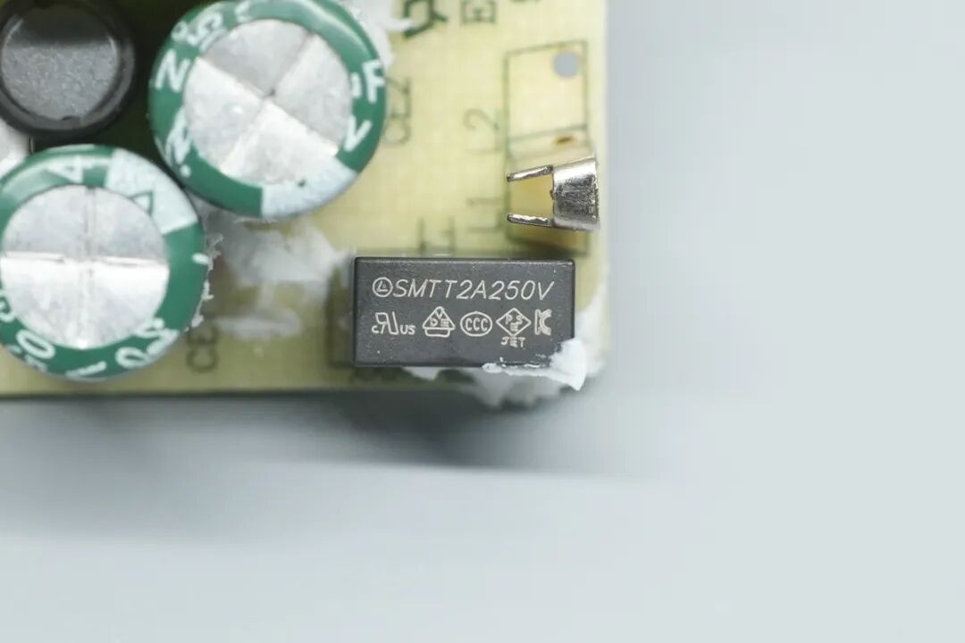 拆解报告:HONOR CHOICE USB-A充电器图23